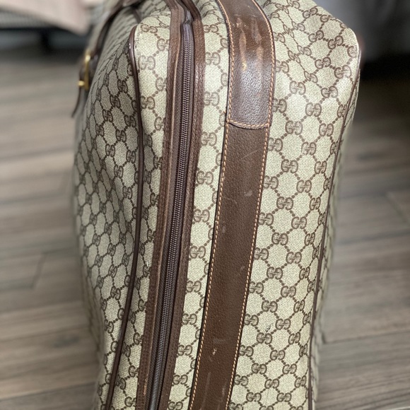 Vintage authentic Gucci luggage suitcase - Picture 3 of 14